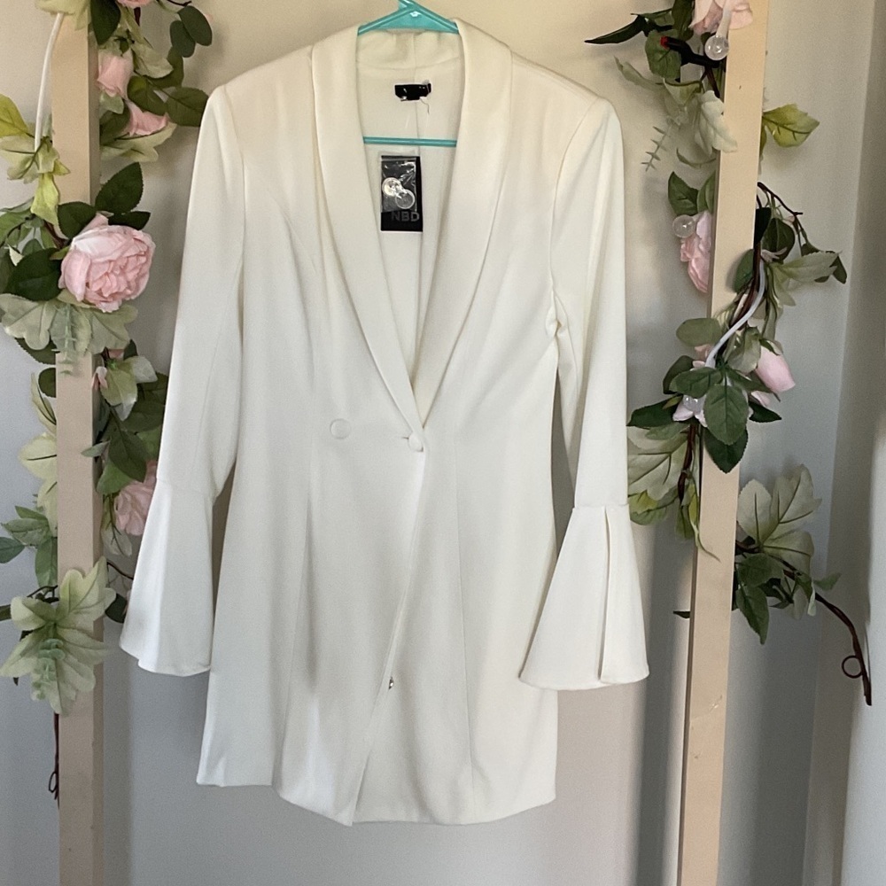 NBD WHITE BLAZER MINI DEESS SIZE XXS. DEEP V COCKTAIL COMO LA FLOR  NEW - Picture 5 of 10